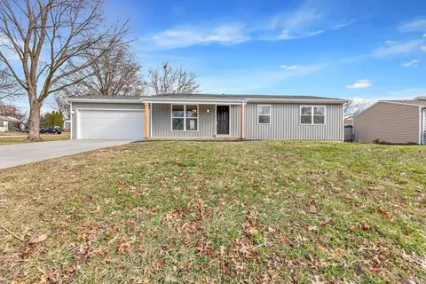 1712 Pebble Brk, O'fallon, MO 63366