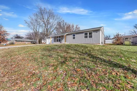 1712 Pebble Brk, O'fallon, MO 63366 photo 3