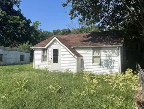 405 Wiggs St, Kennett, MO 63857 photo 1