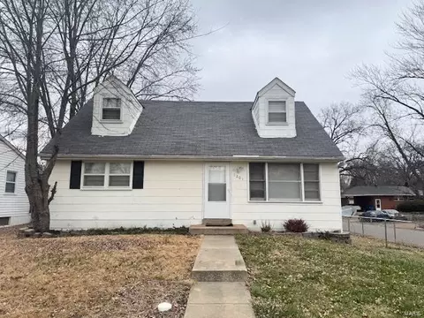 1201 Walker Ave, Saint Louis, MO 63138