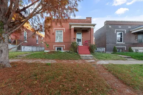 4008 Winnebago St, Saint Louis, MO 63116