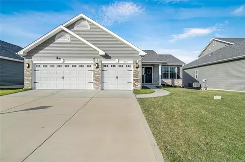 315 Wayfair Lndg, Saint Charles, MO 63301