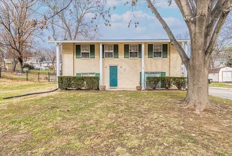 66 Guylyn Dr, Valley Park, MO 63088