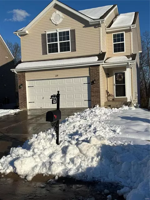 639 Fair Bluff Dr, Wentzville, MO 63385