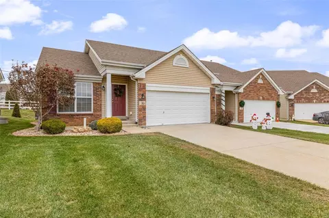 31 Sommer Circle Dr, O'fallon, MO 63368