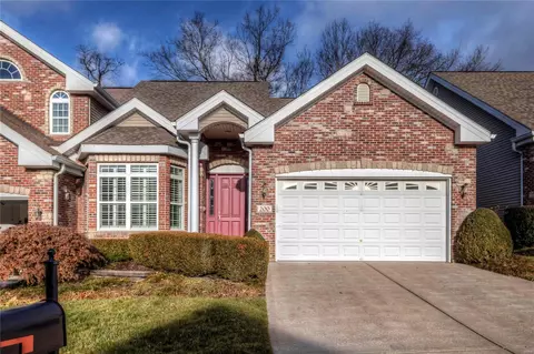 200 Woodland Place Ct, Saint Charles, MO 63303