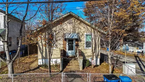 1301 Wachtel Ave, Saint Louis, MO 63125