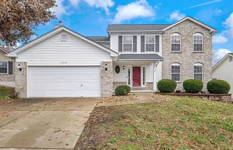 6006 Cardinal Creek Dr, Saint Louis, MO 63129