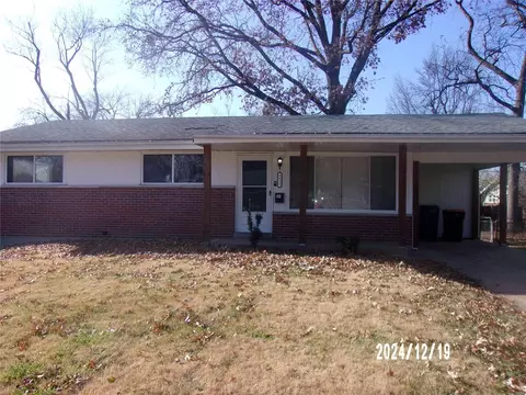 9823 Lawnview Dr, Saint Louis, MO 63136