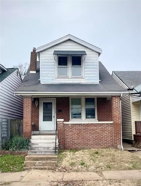 7707 Vermont Ave, Saint Louis, MO 63111