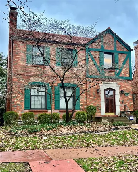 6544 Neosho St, Saint Louis, MO 63109