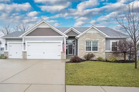917 Mule Creek Dr, Wentzville, MO 63385