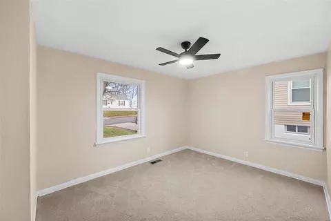 9711 Echo Ln, Overland, MO 63114 photo 5