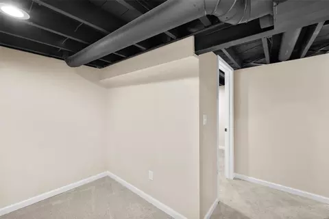 9711 Echo Ln, Overland, MO 63114 photo 23