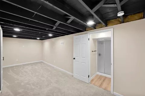 9711 Echo Ln, Overland, MO 63114 photo 27