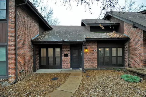 1090 Humber Cir, Saint Louis, MO 63129