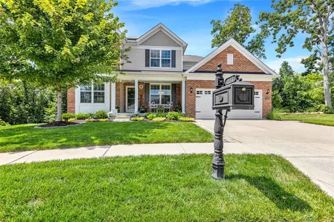 237 Chestnut Creek Xing, Dardenne Prairie, MO 63368