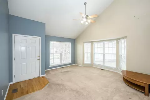1205 Hunters Chase Dr, Eureka, MO 63025 photo 4