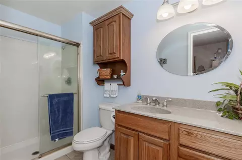 Bath - 1380 Justerini Dr, Ballwin, MO 63011 photo 2 of 2