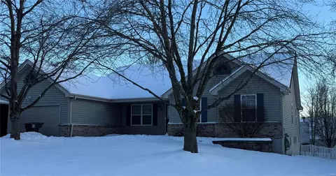 419 419 Wyatt Dr, St. Peters, MO 63376