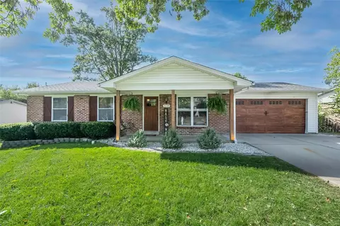 3118 Woodbridge Dr, Saint Charles, MO 63303