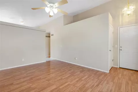 Living - 26 Queensboro Dr, Saint Peters, MO 63376 photo 3 of 4