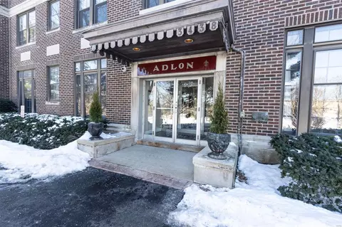 3438 Russell Blvd #502, Saint Louis, MO 63104