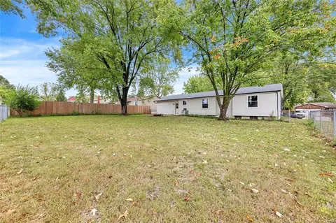 903 Clover Ln, O'fallon, MO 63366 photo 14