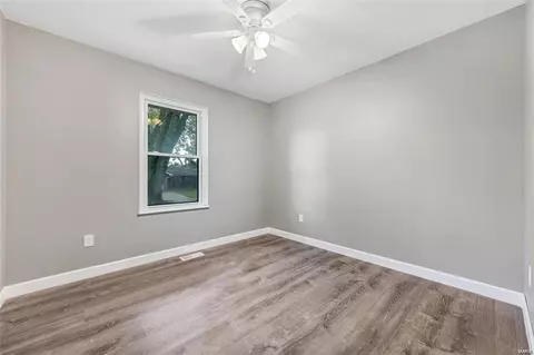 903 Clover Ln, O'fallon, MO 63366 photo 10