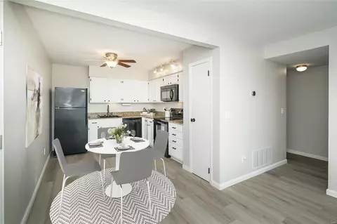 Dining - 757 Ridgeside Dr #A, Ballwin, MO 63021 photo 1 of 1