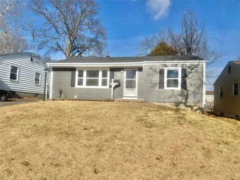 8847 Kathlyn Dr, Saint Louis, MO 63134