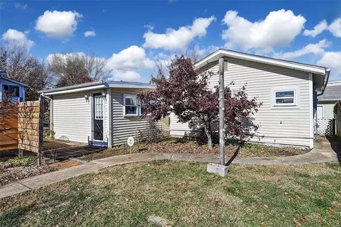 6551 Hancock Ave, Saint Louis, MO 63139
