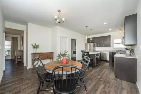 Dining - 304 Narrowleaf Ln, O'fallon, MO 63366 photo 4 of 4