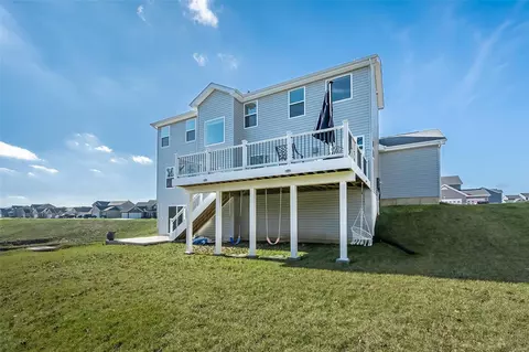Exterior - 304 Narrowleaf Ln, O'fallon, MO 63366 photo 9 of 13