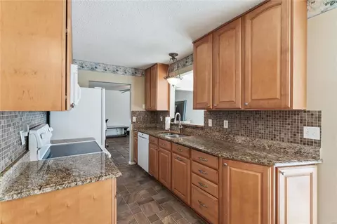 Kitchen - 504 Alsmeyer Dr, O'fallon, MO 63366 photo 1 of 2