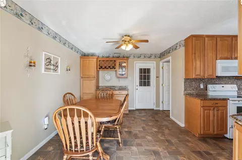 Dining - 504 Alsmeyer Dr, O'fallon, MO 63366 photo 3 of 3