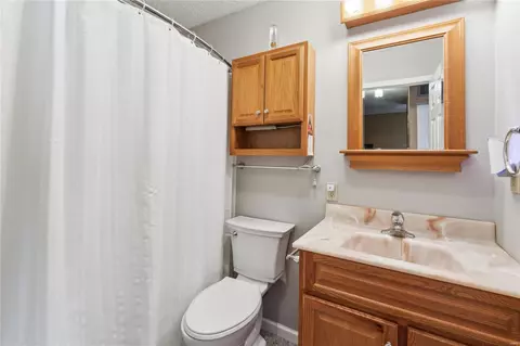 Bath - 504 Alsmeyer Dr, O'fallon, MO 63366 photo 2 of 2