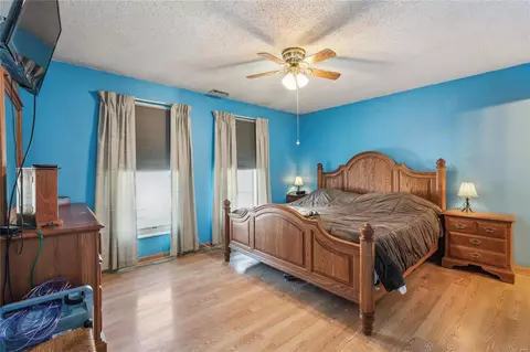 Bedroom - 504 Alsmeyer Dr, O'fallon, MO 63366 photo 1 of 6