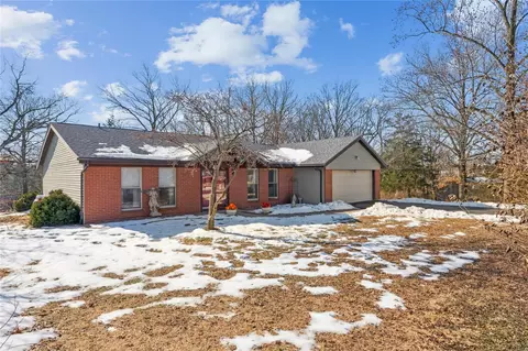 Exterior - 504 Alsmeyer Dr, O'fallon, MO 63366 photo 6 of 6