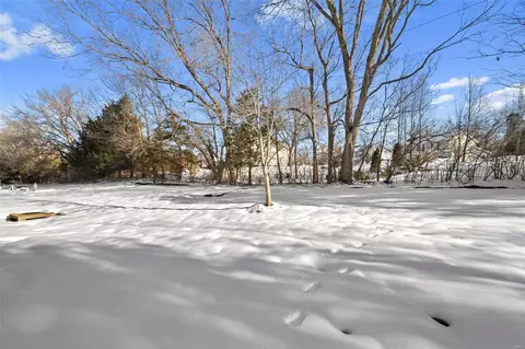 Exterior - 527 Boulder River Dr, O'fallon, MO 63368 photo 3 of 3