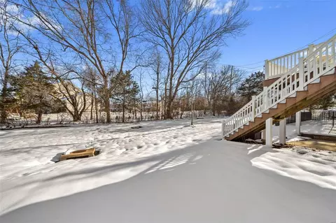 Exterior - 527 Boulder River Dr, O'fallon, MO 63368 photo 2 of 3