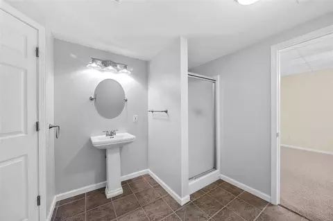 Bath - 527 Boulder River Dr, O'fallon, MO 63368 photo 4 of 4