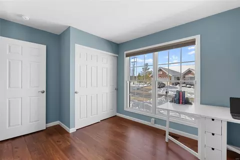 Bedroom - 527 Boulder River Dr, O'fallon, MO 63368 photo 3 of 6