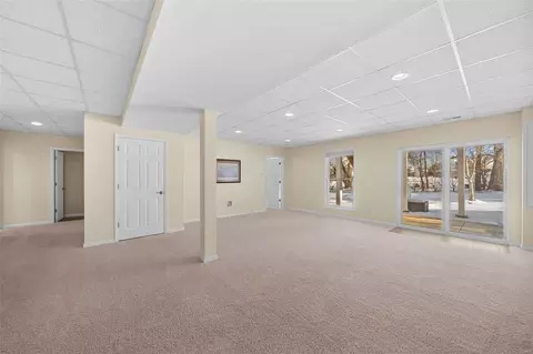 Living - 527 Boulder River Dr, O'fallon, MO 63368 photo 2 of 4