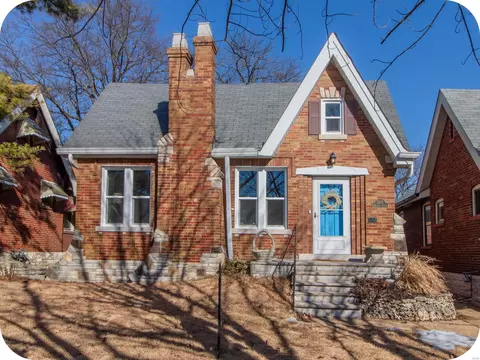 5245 Tholozan Ave, Saint Louis, MO 63109