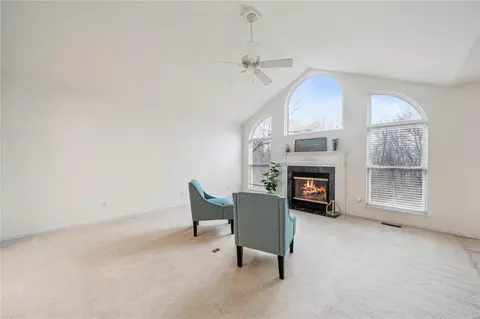 Living - 415 Dames Park Dr, O'fallon, MO 63366 photo 2 of 5