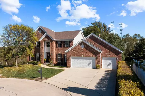 8 Arbor Look Ct, Ballwin, MO 63021 photo 2