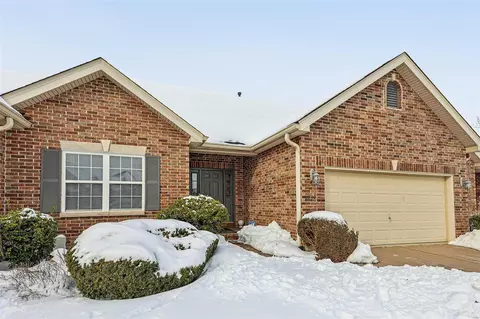 3428 Sun Bear Ct #832B, Wentzville, MO 63385