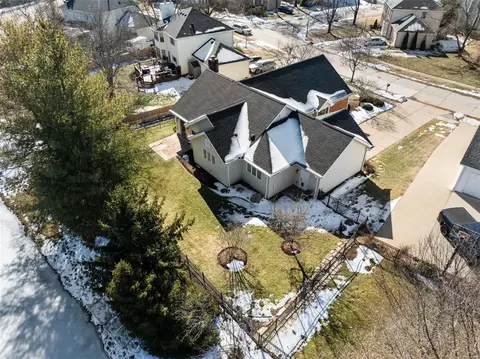 962 Kinsale Dr, Ballwin, MO 63021 photo 11