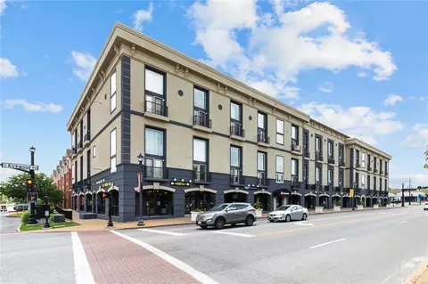200 S Kirkwood Rd #301, Saint Louis, MO 63122